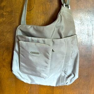 TRAVELON Anti-Thieft Crossbody Travel Purse Bag ✈️